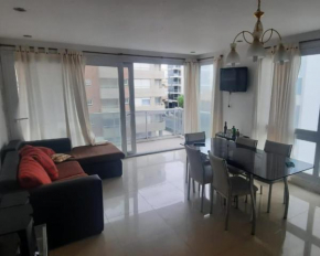 Aristóbulo del Valle 3420 piso de categoría